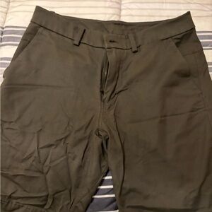 lululemon athletica Men's Shorts - Olive